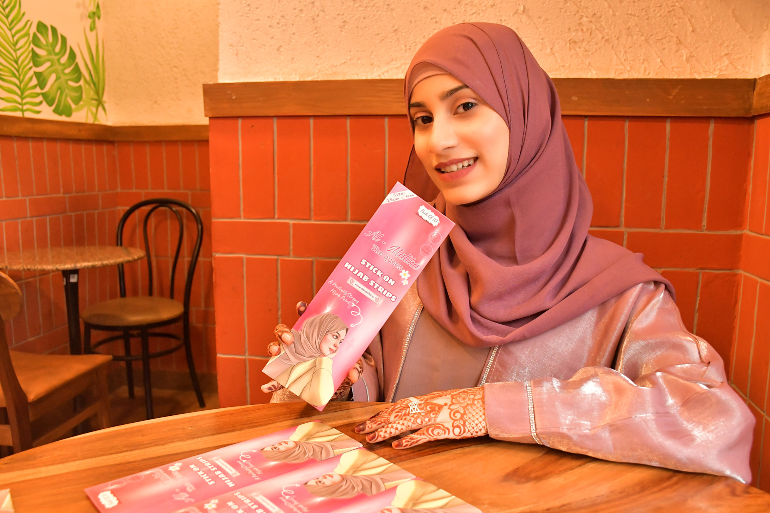 What-is-almalika-stick-on-hijab-strips